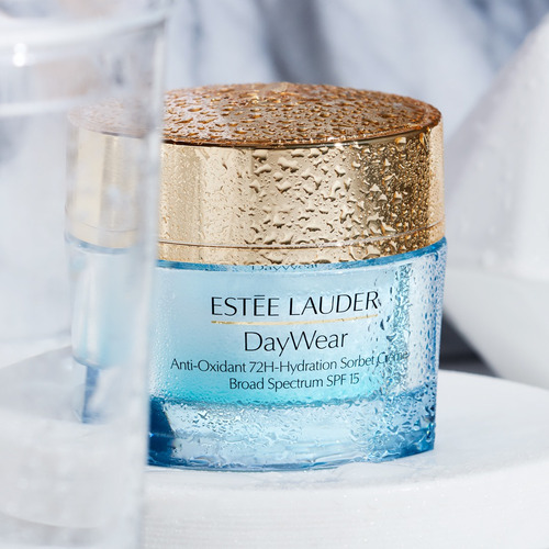 Crema Hidratante Estée Lauder Daywear 72hs Spf 15 50ml Tipo de piel Mixta