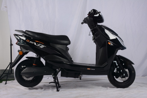 Imagen 3 de 15 de Moto Scooter Electrica 2000 W Con Bateria Litio 72 Voltios