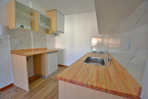 Imagen 5 de 12 de Vende Ph 2 Ambientes A Estrenar A La Calle Arenas Talcahuano