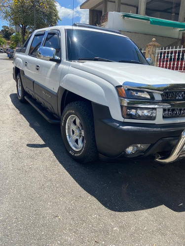 Imagen 4 de 18 de Chevrolet Avalanche