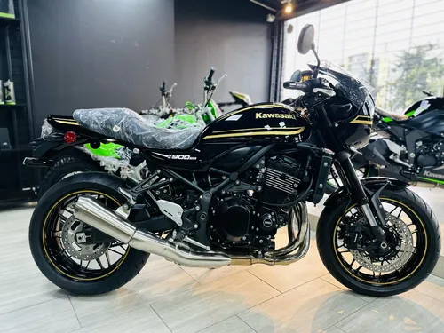 Z900