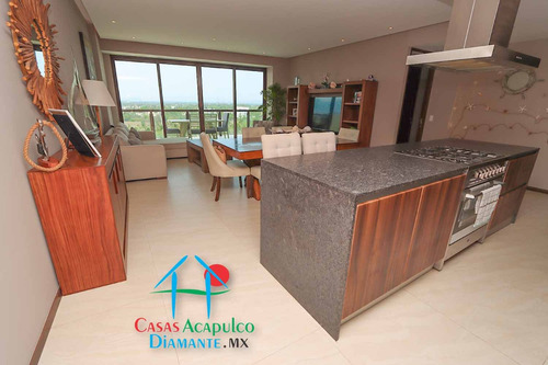 Cad La Isla Emerald C10. Terraza Grande Con Vista A Los Jardines Y Albercas
