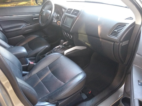 Imagem 14 de 15 de Mitsubishi Asx 2.0 2wd Cvt Automático Gasolina 2016