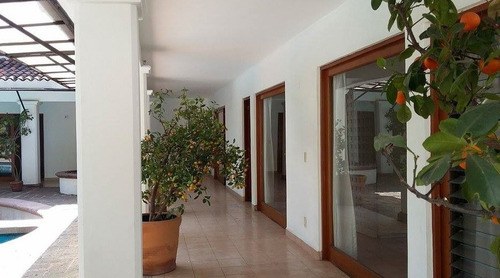 Imagen 3 de 7 de Casa Única En Su Tipo, Sumiya Para Remodelar