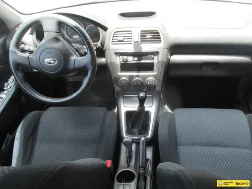 Subaru Impreza 1600cc Mt Aa