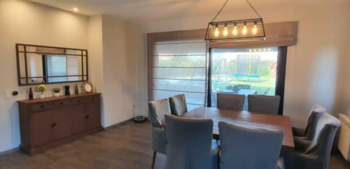 Imagen 8 de 20 de Casa Con Piscina En Venta En San Francisco, Villanueva, Tigre