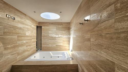 Venta Casa Condom Remodelada Quincho Y Piscina Lo Barnechea