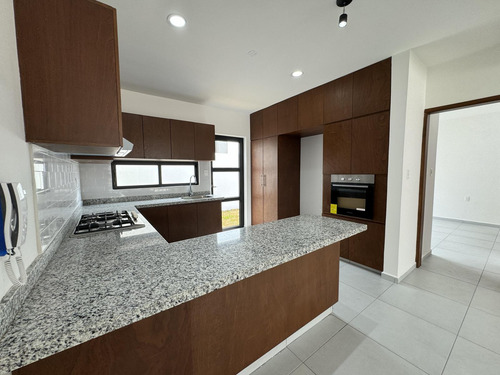 Casa En Venta Boca Del Rio, Veracruz Fraccionamiento Lomas Del Dorado
