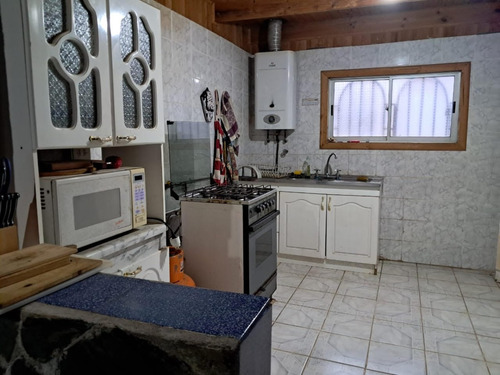 Cómoda Casa En Pichilemu, Sector Infiernillo