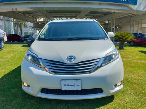Imagen 2 de 13 de Toyota Sienna Limited 2017