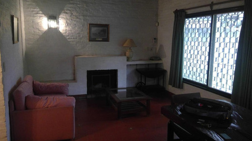Imagen 3 de 9 de Venta De Casa - Garin-centro