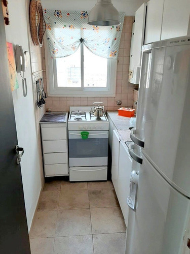 Imagen 6 de 12 de Venta - Departamento - Amplio Ambiente Contra Frente Abierto, Reciclado