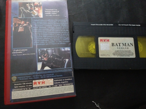 Batman Vuelve Vhf Subtitulada En Castellano