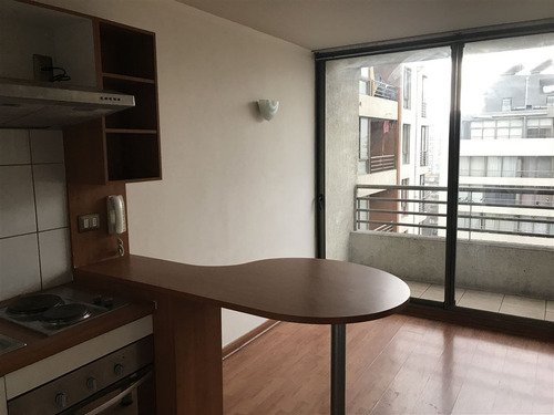 Oportunidad Impecable Departamento 1 Dormitorio Metro Moneda