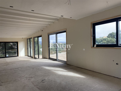 Casa En Venta De 4 Dorm. En Quintero