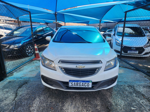 Chevrolet Onix Hatch 1.4 4P FLEX LT
