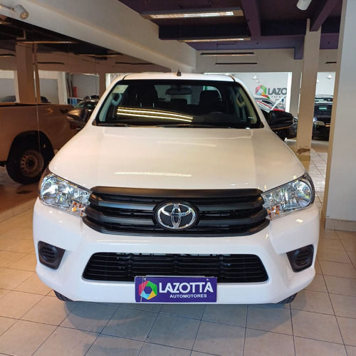 Toyota Hilux L/21 2.4 Dc 4x4 Tdi Dx 