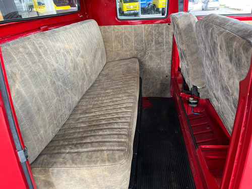 Kombi 1982 Cabine Dupla Restaurada Estilizada Emplacada 2024