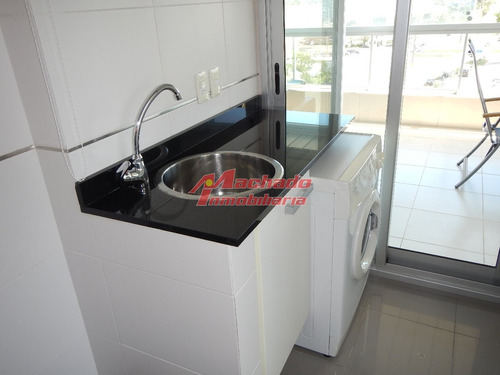 Apartamento En Punta Del Este, Mansa- Ref: 3082