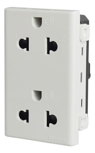 Tomacorriente Universal Doble Matix Bticino