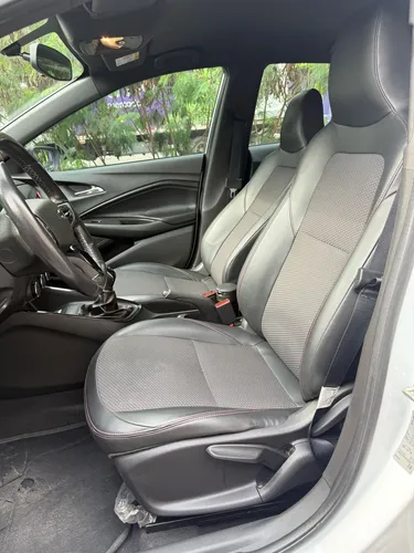 Chevrolet Onix 1.0T Rs Mt