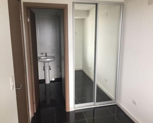 Venta De Apartamento 2 Dormitorios En Playa Brava