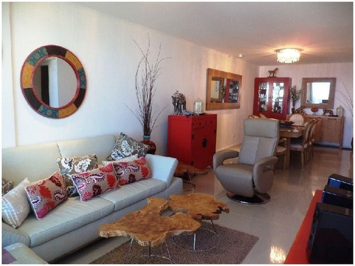 Apartamento En Alquiler Por Temporada De 3 Dormitorios En Playa Brava