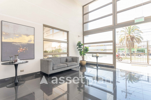 Edificio Av. El Parrón Vista Norte Piso 3
