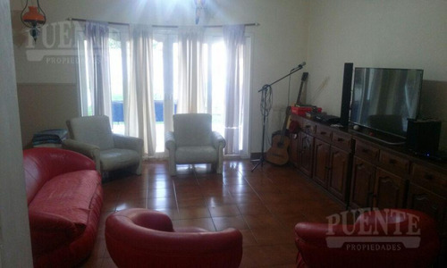 Imagen 16 de 18 de Casa - Banfield Oeste