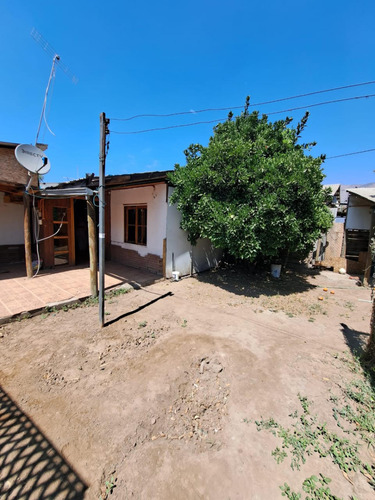 Parcela Con 4 Cabañas En Quinquilas, Comuna De Lampa.