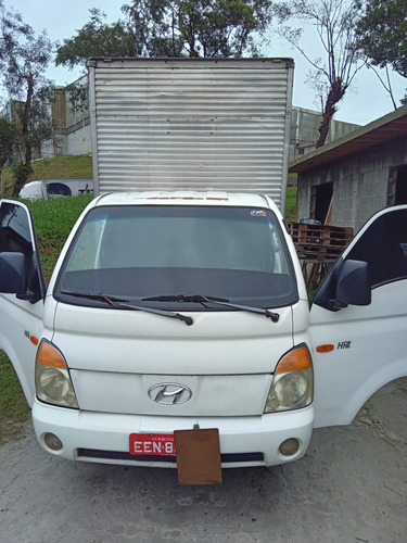 Hyundai  Hr 8v 2.5