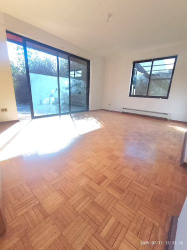 Arriendo De Gran Casa Ideal Para Empresas, Instituciones