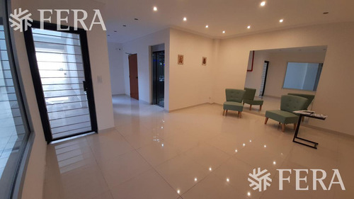 Venta De Departamento De 2 Ambientes Con Balcón En Wilde
