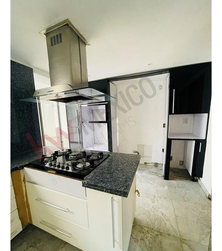 Casa En Venta En Narvarte Cdmx, Cuenta Con Celdas Solares, Lo Que Genera Un Ahorro Muy Importan...