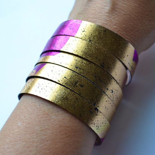 Imagen 3 de 4 de Brazalete Pulsera Rosa Y Oro, Moda, Diseño Barbie, Pink