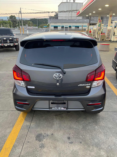 Imagen 6 de 15 de Toyota Agya Yaris Vitz Americano