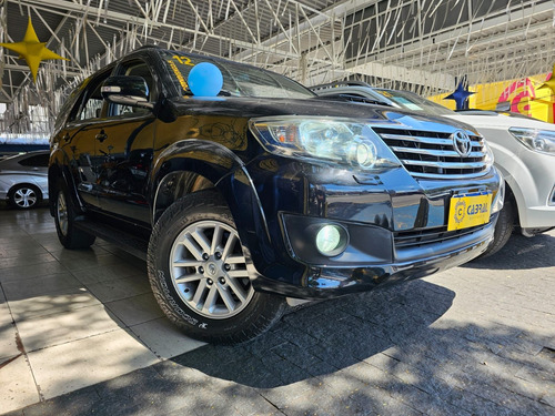 Toyota Hilux SW4 SRV D4-D 4x4 3.0 TDI Dies. Aut
