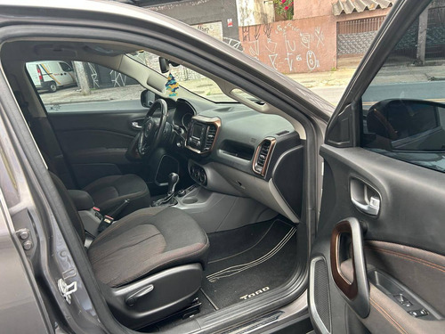 Fiat Toro Volcano 2.4 16V Flex Aut.
