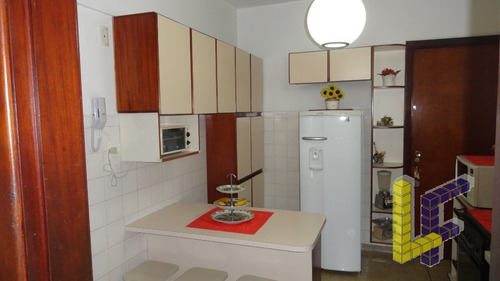 Apartamento - Bairro Centro Scs - 17234