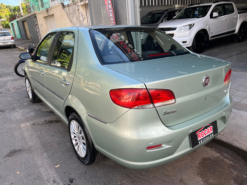 Fiat Siena 1.8 Hlx Flex Dualogic 4p