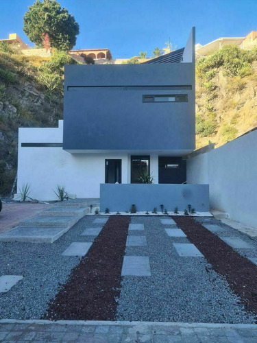 Casa Nueva En Venta En Loma Dorada. Recámara En Planta Baja.