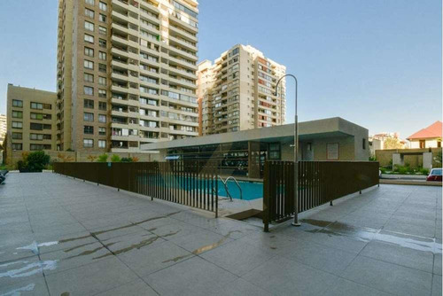 Céntrico Depto. En Ñuñoa, Excelente Edificio