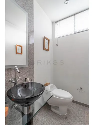 Apartamento En Venta En Chico Norte. Cod V5420