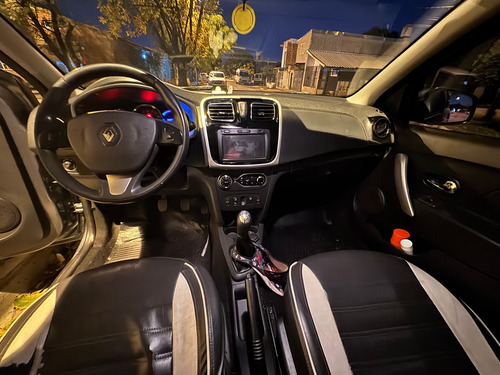 Renault Sandero 1.6 Privilege 105cv
