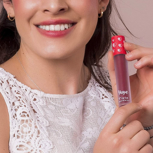 Labial Tinta Multiusos Yuya (labios, Mejillas Y Párpados)