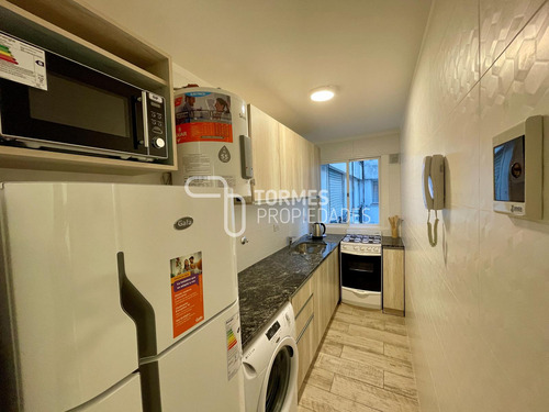 Imagen 12 de 30 de Tour Virtual Departamento En Venta 2 Ambientes Con Balcón Saliente - Plaza Colon Mar Del Plata