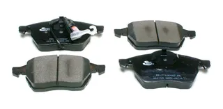 Juego Balatas Delanteras Jetta Golf A4 1.8t Vr6 Con Sensor