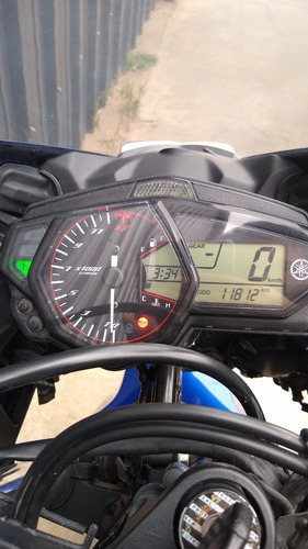 Imagen 14 de 21 de Yamaha R3 Movistar