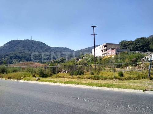 Terreno En Renta En San Bartolomé Coatepec, Huixquilucan, Estado De México