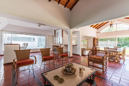 Casa En Venta Y/o Alquiler Temporario En San Diego Country Club Moreno